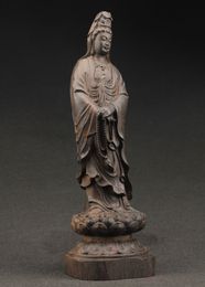 Objets décoratifs Figurines Chine Superbe gros travail manuel décoré Old Ebony Wood sculpté Kwanyin Statue 230817