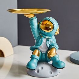 Objets décoratifs Figurines Astronaute créatif avec plateau en métal Résine Art de la maison Espace Homme Sculpture Bureau Ornements de bureau pour 22248K