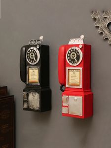 Decoratieve objecten Beeldjes Creativiteit Vintage Telefoonmodel Muurhangende ornamenten Meubilair Telefoon Miniatuur Ambachten Cadeau voor Bar Thuis 231215