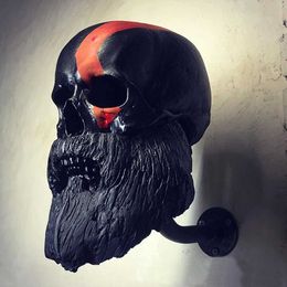 Decoratieve objecten Figurines Creativo Cool Skull Supporto Per Casco da Moto Montato A Parete Per Casco Per Adulti Appendiabiti Portaoggetti Per Casco da Bici T24050