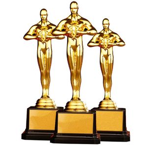 Objetos decorativos Figuras Trofeo Oscar personalizado chapado en oro pequeña estatua de oro equipo competición deportiva artesanía recuerdo fiesta celebración regalo 19/22/26 cm 221124