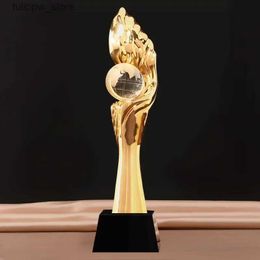 Decoratieve objecten Beeldjes Aangepaste vijfsterrenkroon Trofee Beplating Goud Hars Geschikt Bedrijf Jaarvergadering Onderscheidingen Onderkant Kristal Handwerk Woondecoratie