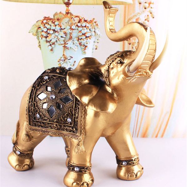 Objets décoratifs Figurines Résine Dorée Éléphant Statue Feng Shui Élégant Tronc D'éléphant Sculpture Chanceux Richesse Figurine Artisanat Ornements Pour La Décoration Intérieure 230804