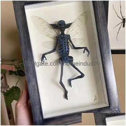 Objets décoratifs Figurines Gothic Home Decor Mummifice Fairy Skeleton Witchy Spécimen Statue Image Frames Afficher la peinture Drop Dhxdo