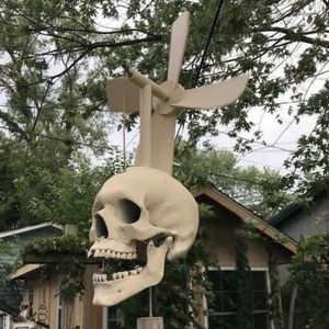 Objets décoratifs Figurines Halloween Crâne Whirligig Wind Spinner Jardin extérieur Tête de squelette Moulin à vent Ornement de cour Décoration d'intérieur 230327