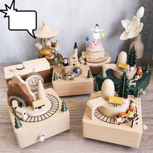 Objets décoratifs Figurines Boîte à musique en bois faite à la main Creative Retro Rotating Cadeaux d'anniversaire de Noël DIY Log Making Ornement Décoration de la maison 221206