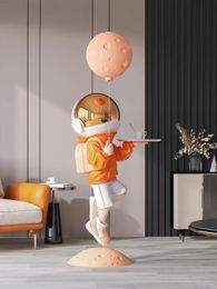 Decoratieve objecten beeldjes Hoogwaardige indoor home decor astronaut standbeeld woonkamer grote vloer lade sculptuur entree veranda decoratie 231018