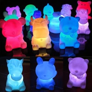 Objets décoratifs Figurines LED veilleuse Animal chinois en forme de zodiaque LED clignotant couleur changeante lampe de chevet chambre décor cadeau 230822