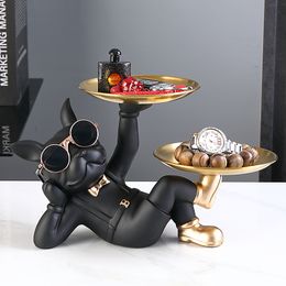 Objetos decorativos Figuras mentiras negras bulldog franceses bulldog con bandeja de oro doble estatuas para perros y esculturas decoración de la sala de la sala del hogar 230812