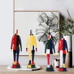 Decoratieve Objecten Beeldjes Malevich Sporters Sculture Abstracte Kunst Handgemaakte Hars Artware Menselijk Standbeeld Home Office Decor 230603