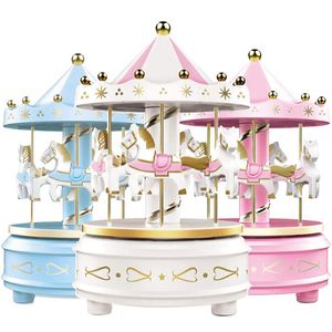 Objets décoratifs Figurines Merrygoround Boîtes à musique Carrousel Boîte Enfants Cadeau de Noël Jouet Décoration d'intérieur Cheval en bois pour 230822