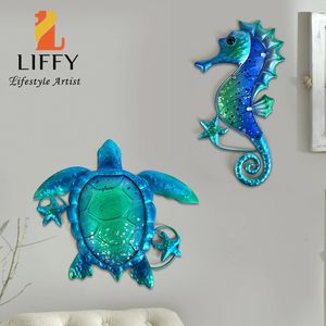 Decoratieve objecten beeldjes metaal blauw schildpad zeepaardje met glazen wandkunst voor thuis decoratief oceaanthema sculptuur standbeeld van woonkamer badkamer zwembad 231129