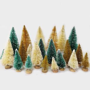 Objets décoratifs Figurines Mini sapin de Noël miniatures en plastique hiver neige ornement fête de Noël résine artisanat miniature paysage décor fournitures 231115