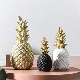 Objets décoratifs Figurines Nordic Home Pineapple Ornements Creative Fruit Forme Bureau de bureau Gift Ation Accessoires 220919