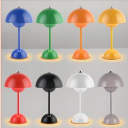 Objets décoratifs Figurines Lampe de table LED nordique interrupteur tactile supérieur lampe de table de chargement USB lampe de champignon bouton de fleur table de chevet lampe de table décorative 231117
