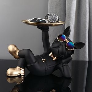 Decoratieve objecten Figurines Nordic Resin Bulldog Crafts Dog Butler met dienblad voor toetsen Holder opslag Jewelries Animal Room Home Decor Standbeeld Dog Sculpture 220930