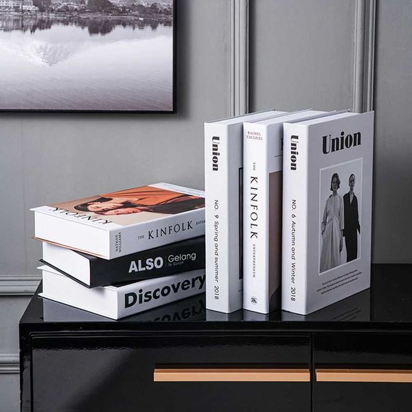 Objets décoratifs Figurines Nordic Simulation Book Free Decor Decor Club Hotel Model Salle Soft Fake Livre Decor Salon Prophes Accessoires de bureau D240424