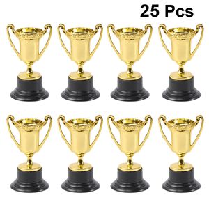 Decoratieve objecten Figurines Plastic Award Trophys Trofys Game Trofeeën Beloning Kinderkinderen Cup Kids Sports Toys 230815