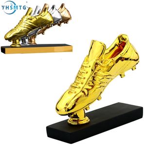 Objets décoratifs Figurines Résine Charmes Match de football Soccer Golden Boot Award Awards Souvenir Gold Placing Shoe Trophy Gift Home Office Decoration Model 230814