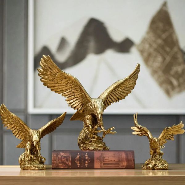 Objets décoratifs Figurines Résine Golden Eagle Minion Mode Model Statue Art Collection Ornement Sculpture Beauty Wind Office Office Feng Shui Décoration 231021