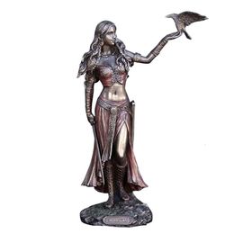 Objets de décoration Figurines Statues en résine Morrigan La déesse celtique de la bataille avec épée corbeau Finition bronze Statue 15 cm pour la décoration de la maison L9 Gifts 230627