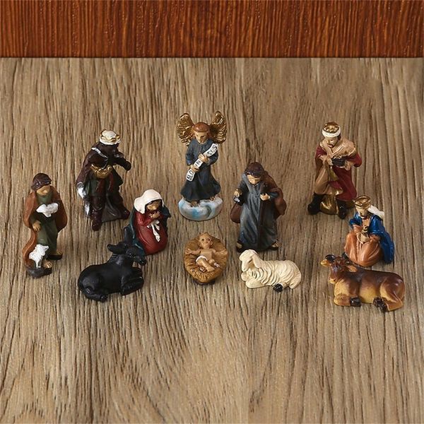 Objets décoratifs Figurines Statue Scène de la Nativité Ensemble Berceau de Noël Bébé Jésus Manger Miniatures Ornement Église Catholique Cadeau Décor À La Maison 230508