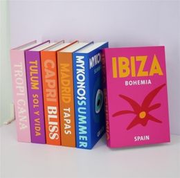 Objets décoratifs Figurines Travel Series Fake Livre Coloreful Home S Modern Study Room Club El Decoration Mykonos Ibiza 2209141840631