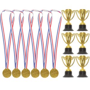 Decoratieve objecten Figurines Trophy Trofeeies Award Medals Cup Party Gold Winnaar World Kids Place First Favors Athleticsports 221202