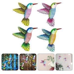 Decoratieve objecten Figurines Wall Hummingbird Metal Decor Bird Sculpture Birdsgarden Hangende ijzer ornamenten Diervliegend ornament Standbeeld