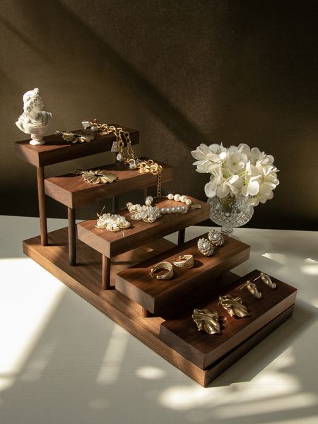 Objets décoratifs Figurines Présentoir à bijoux en noyer accessoires plateau boucles d'oreilles collier bracelet échelle en bois support multicouche 230731