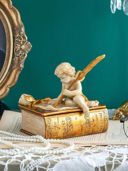 Platos decorativos hechos a mano europeo de escritorio medieval caja de almacenamiento de joyas de almacenamiento de ángel vintage de lectura figurita para la mesa de maquillaje