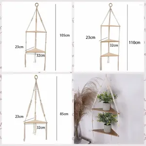 Decoratieve platen Punch-Vrije driehoekige plankenplanken Solide houten handgeweven groene planten bloemenrek katoenen touwbesparende ruimte woonkamer