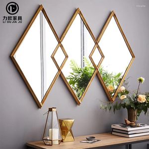 Decoratieve platen muur gemonteerd hangende spiegel bank achtergrond ingang creatieve Europese woonkamer
