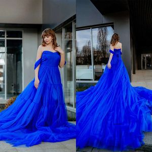 Deep Blue A-Line Prom Strapless Sweep Sweep Train Pick-Ups met korte mouwen Tiered Celebrity Avond Jurken Plus Size Custom Made L24654 0508