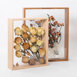 Frames de boîte d'ombre transparente profonde Bouquet Affichage Boule de fleurs Deep For Crafts 3D Picture Memorabilia Memorabilia Wooden Tabletop 240516