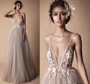 Col en V profond robe de soirée sexy longueur de plancher 3D Floral Applique une ligne robes de bal Zuhair Murad pas cher robes de soirée élégante A7167700