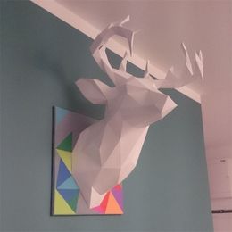 Herten Hoofd Trophy Papercraft 3D Model 3 Kleur Geometrische Origami Sculptuur voor Home Decor Wanddecoratie Ambachten 211101