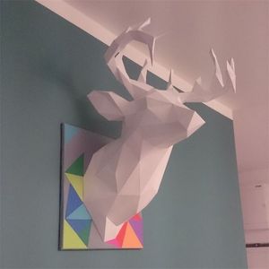 Herten Hoofd Trophy Papercraft 3D Model 3 Kleur Geometrische Origami Sculptuur voor Home Decor Wanddecoratie Ambachten 211105