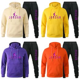 Deisgner Brand Casual Casual Switsuit Hip Hop Sweat Sweats Juegos de pistas con capucha Jogger Male Streetwear Top + Santio de chándal Juego de pantalones S-3XL S-3XL Pantelante