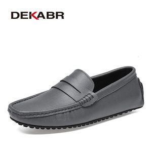 Dekabr Loafers schoenen Men Men Mode schoenen Leer Comfy Mens Flats Mocasins Classic Original Leather Men Casual Shoes 240430