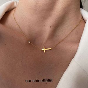 Delicate petite sideway cross kettingen hangende vrouwen roestvrij staal dunne ketting link christelijke sieraden