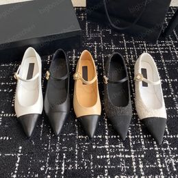 Sandalias de diseñador de lujo Punta plana Mary Jane Zapatos individuales Zapatos de ballet de cuero Zapatos de barco planos para mujer Mocasines Zapatos casuales Zapatos de vestir 35-4