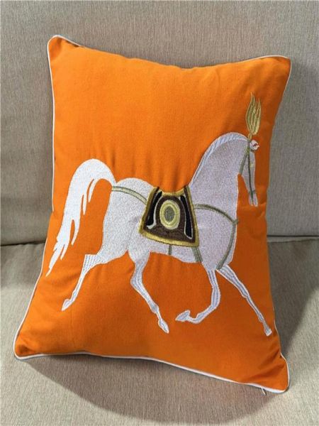 Luxe broderie Orange rouge blanc cheval Designer taie d'oreiller 45x45 cm canapé housse de coussin toile maison literie décorative vendre par Pi2481897