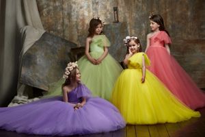 Deluxe One-Shoulder Girl Pageant Dress 2022 Ballgown Candy-Color Tulle Little Kid Anniversaire Robe de soirée formelle Toddler Teens Flower Girls Bow Lavender Water-Melon Menthe