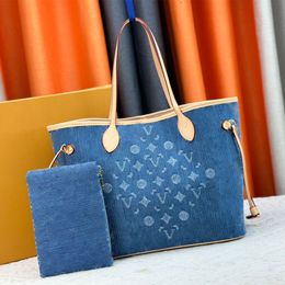 Denim Blue Designer Tote Bag Women Mujeres de hombro de alta calidad Bolso de diseño famoso Bolsa de viajes grandes Toteros de compra