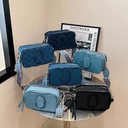 Denim Camera Bag Designer Crossbody Bags bolso de bolso Mujeres vintage lienzo de la playa de la playa bolsas de compras de lujo 221216