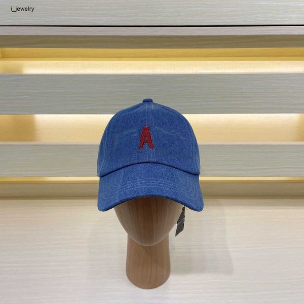 chapeaux en denim mode contraste autocollant logo casquette pour hommes étiquettes complètes casquette de baseball pour les femmes y compris la boîte cadeau préféré