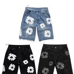 Jeans de mezclilla pantalones cortos para hombres Mujeres cortas de jean para hombres Agujeros rectos Impresión de flores apretadas Strim Hip Hop Street Pants de pantalones negros