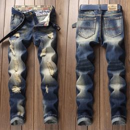 Jeans de mezclilla rectas rasguños pantalones de moda para hombre de lujo agujero de lujo arruinado largo roto rige regular gran tamaño 240417