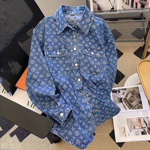 Chemise en jean avec imprimé Jacquard partout pour les femmes conception printemps veste à manches longues ample